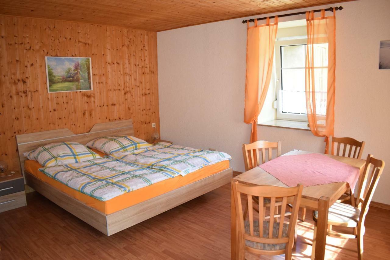 Ferienwohnung Waldmuehle Saupsdorf エクステリア 写真